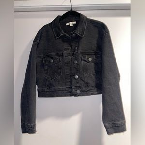 Cropped denim jacket